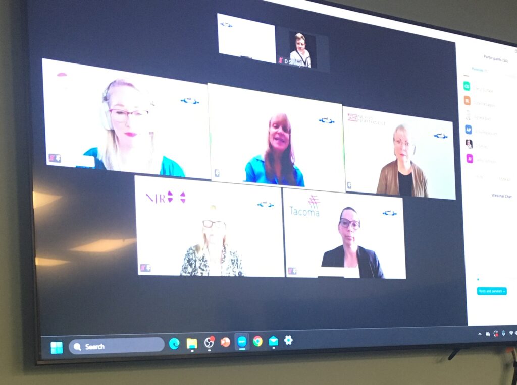 Photos of people joined to a zoom meeting